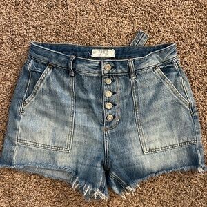 We the free size 29 denim shorts